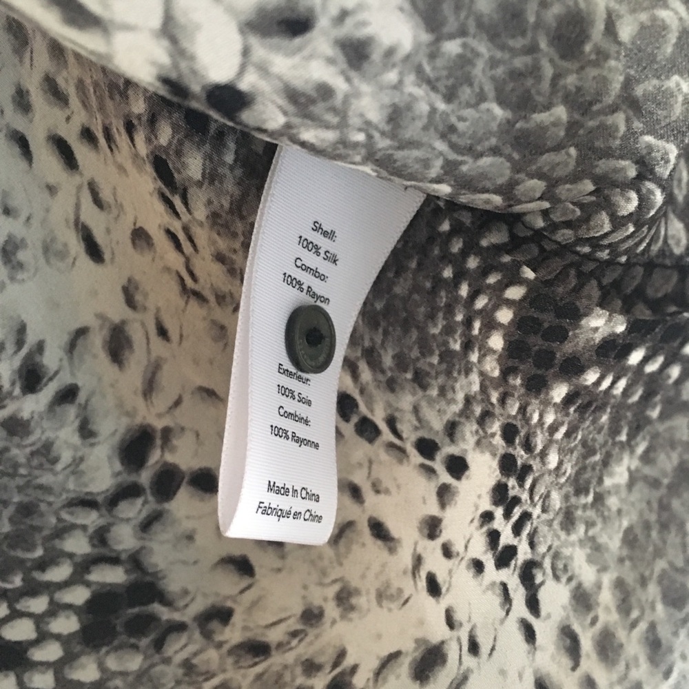 Elizabeth And James Size Xs ‘Kane’ Python Blouse … - image 7